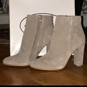 Steve Madden glorious women's suade ankle heel boots bootie size 8